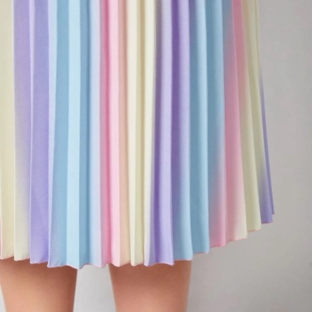 SHEIN Women Ombre Pleated Cami Dress, Size 3XL (18), Pink, Blue, Purple, Yellow - Picture 6 of 7